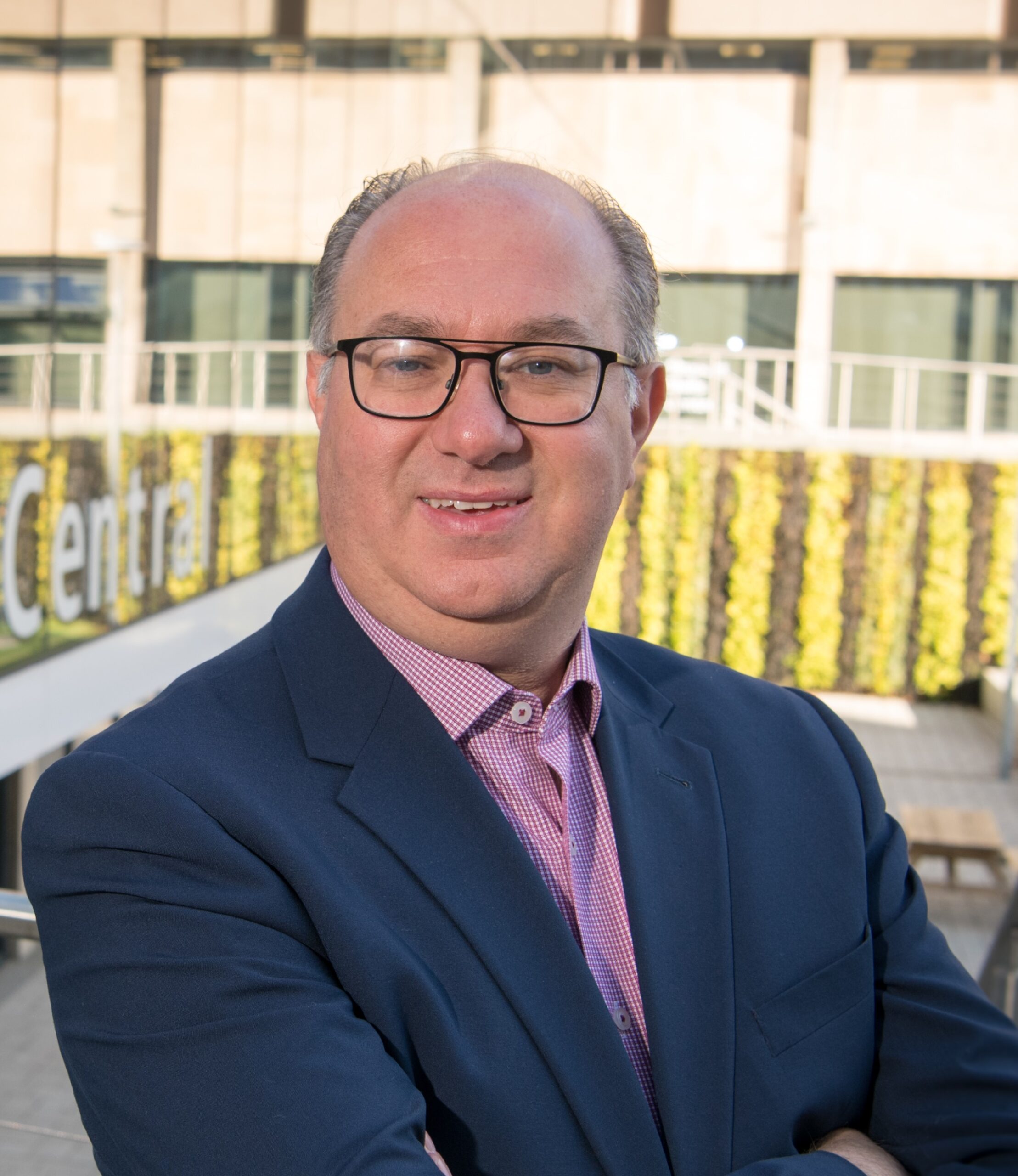Dr Guy Brown